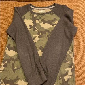 Boys shirt size 18/20